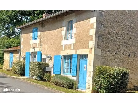 a vendre ancienne ferme avec fort potentiel