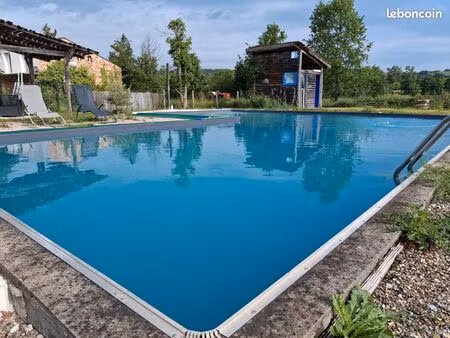 maison+annexe d'habitation+terrain+piscine