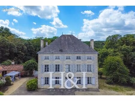 propriété 18 pièces 384 m²