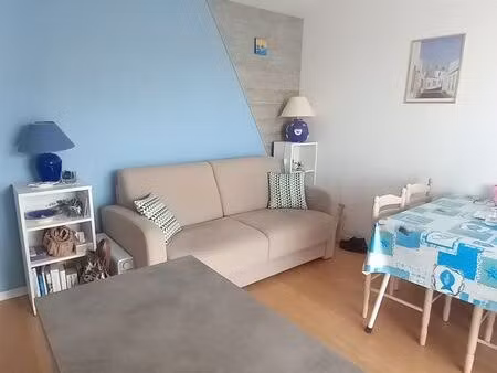 appartement t2 +loggia+ place parking