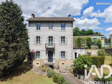 villa 6 pièces 153 m²