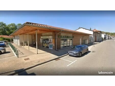 bureau 73 m²