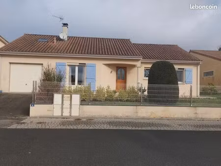 centre-ville de saint junien  pavillon plain-pied  6 pièces  114 m²