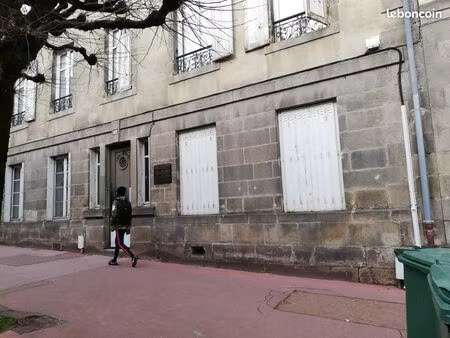 bureau/local centre ville