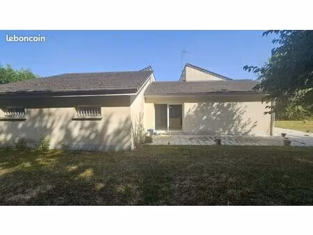pavillon 6 pièces 230 m²