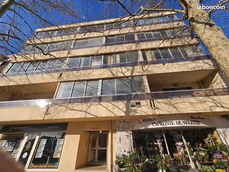 appartement t2 | six-fours-les-plages | proche centre-ville et plages