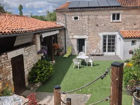 maison ancienne à longèves