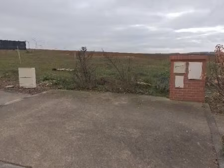 terrain 718 m² gauchy