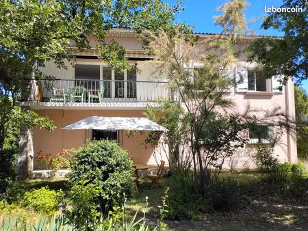 maison  3 chambres 100 m2  grand garage  jardin