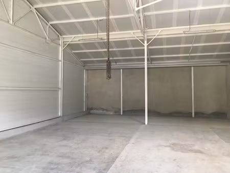 location commerce 315 m² à saint-laurent-d’agny (69440)