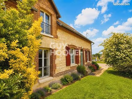 maison 8 pièces 140 m²