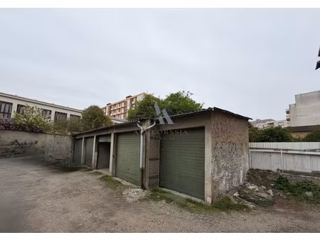 box garage - villeurbanne - exterieur