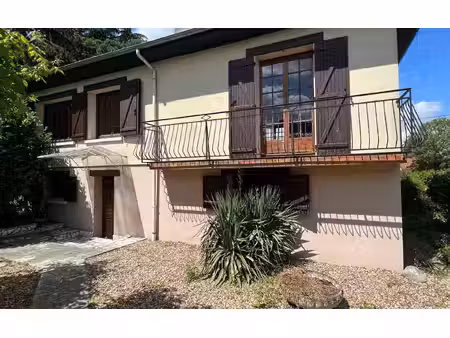 maison gidy 169 m² t-4 à vendre  184 000 €