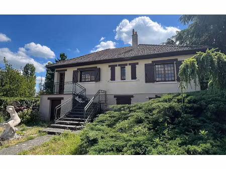 maison gidy 169 m² t-4 à vendre  190 000 €