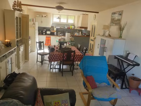 location maison 5 pièces 106 m² à labruguière (81290)  640 €