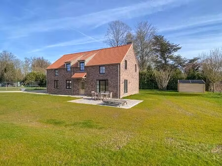 villa à louer avec terrasse et jardin   lasne (rbv92920)
