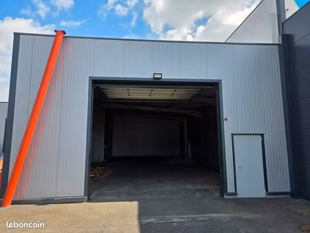 local 164m² montaigu-vendee