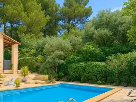 superbe villa familiale dans écrin de verdure