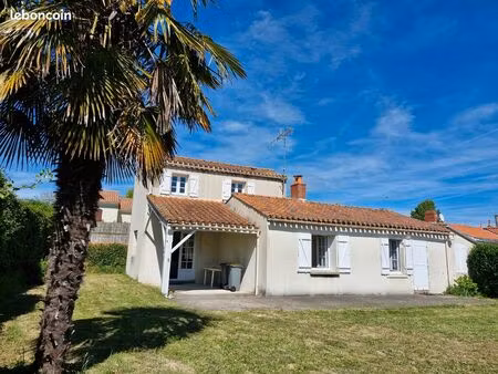 maison à louer au cœur du village