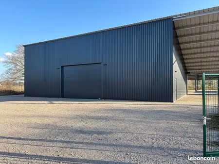local neuf 300+700m² - emplacement stratégique (a71 / rcea)