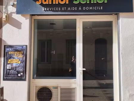 local commercial à louer à fréjus centre