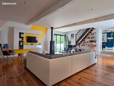 maison de caractère - 203m² - 6 pièces