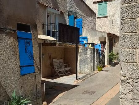 maison village