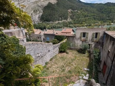 investissement locatif : maison de ville sisteron centre