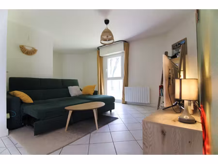 f3 de 67 m2 rdj + cave + terrasse