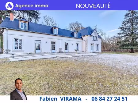 grande maison de maitre avec 6 chambres et piscine
