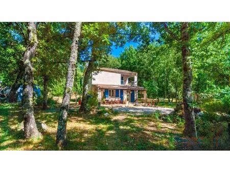 charmante villa au coeur des bois
