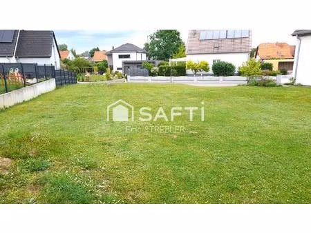 beau terrain plat en zone residentielle