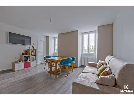 appartement 2 pièces. au coeur de chambly