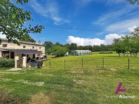 maison de charme – 4 hectares – piscine chauffée