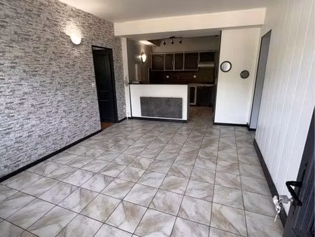 bel appartement t3 au rdc