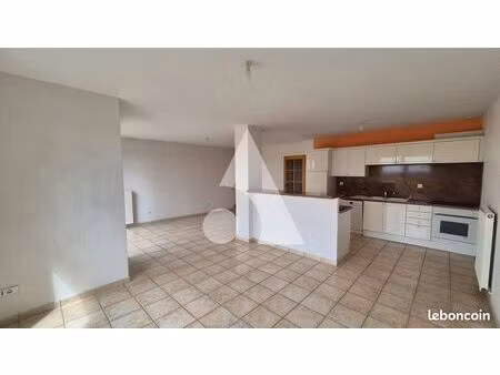 maison 9 pièces 233 m²