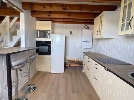 appartement lumineux avec mezzanine – saint-dié – 3 pièces – 80 m² au sol