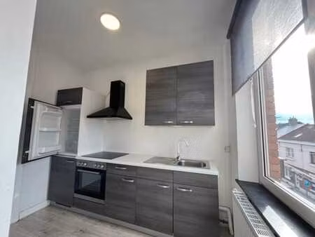 bel appartement 1 chambre idéalement situé à ans dans un qua