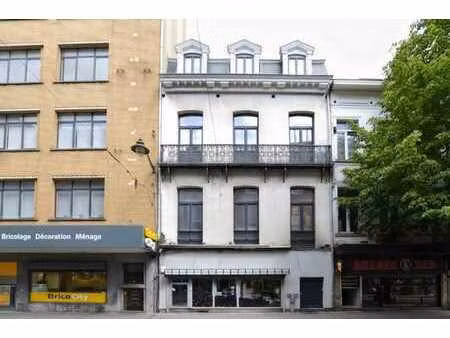 porte de namur - rdc commercial + 3 logements