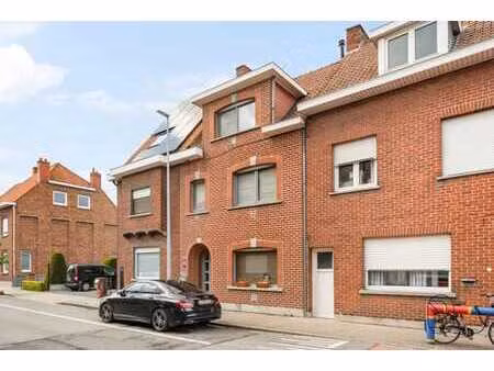 maison familiale de 4 ch avec un jardin exposé sud à kuurne