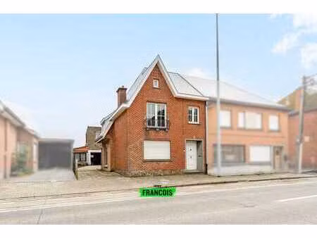 maison à finaliser avec atelier de 150 m² à lede
