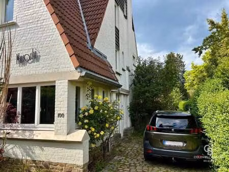 villa 3 façades – 4 ch + bureau + jardin