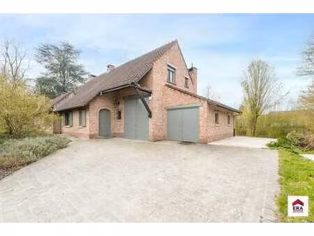 villa avec trois chambres à dilbeek