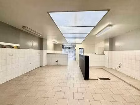 jambes : eentrepôt / atelier / stockage de 160m²