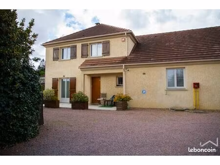 maison 5 pièces 130 m²