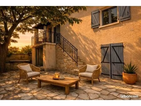 villa 7 pièces 126 m²