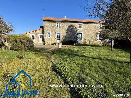 longère 4 pièces 157 m²