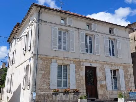 maison 10 pièces 300 m²