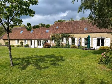 propriété 8 pièces 250 m²