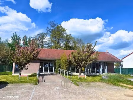 maison 7 pièces 178 m²